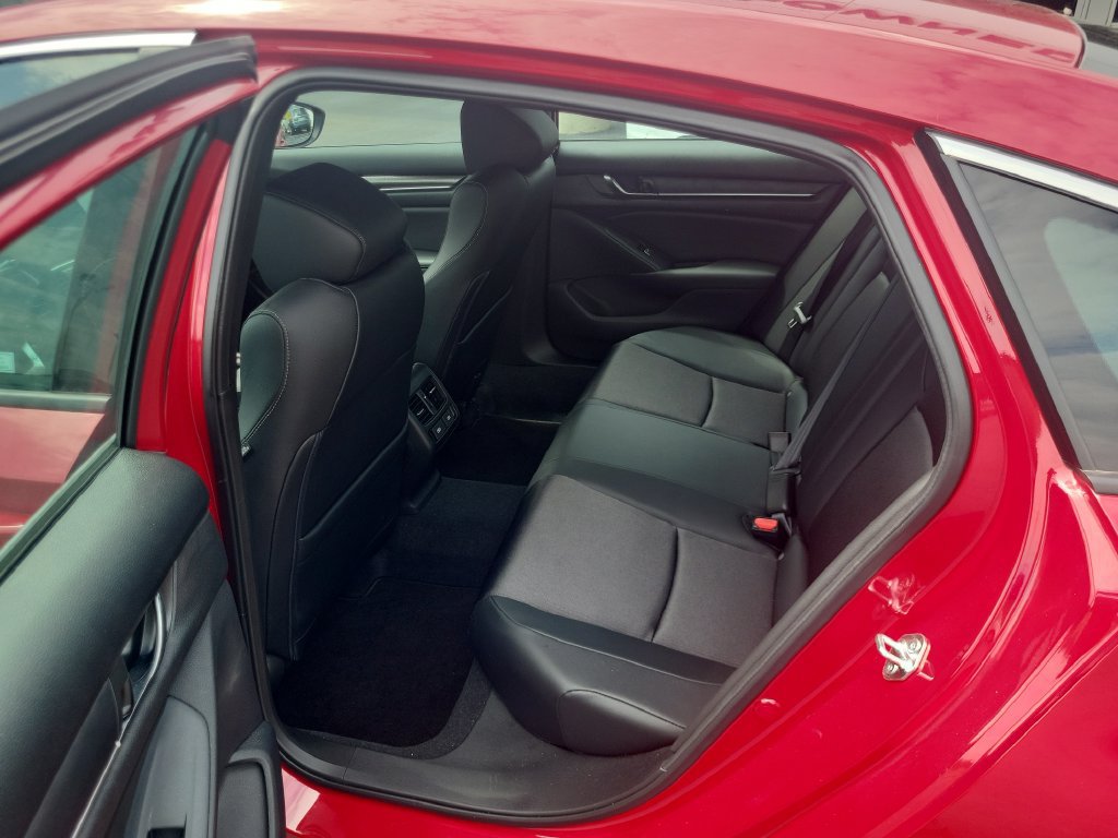 Used 2022 Honda Accord Sport image 10