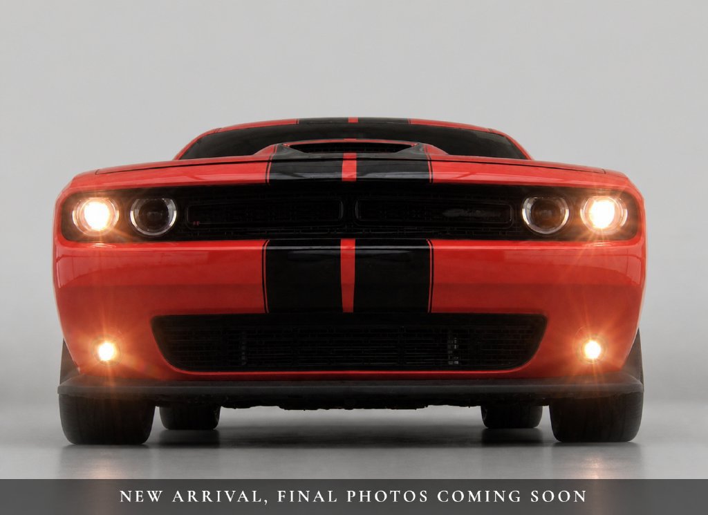 Used 2021 Dodge Challenger R/T RWD image 5