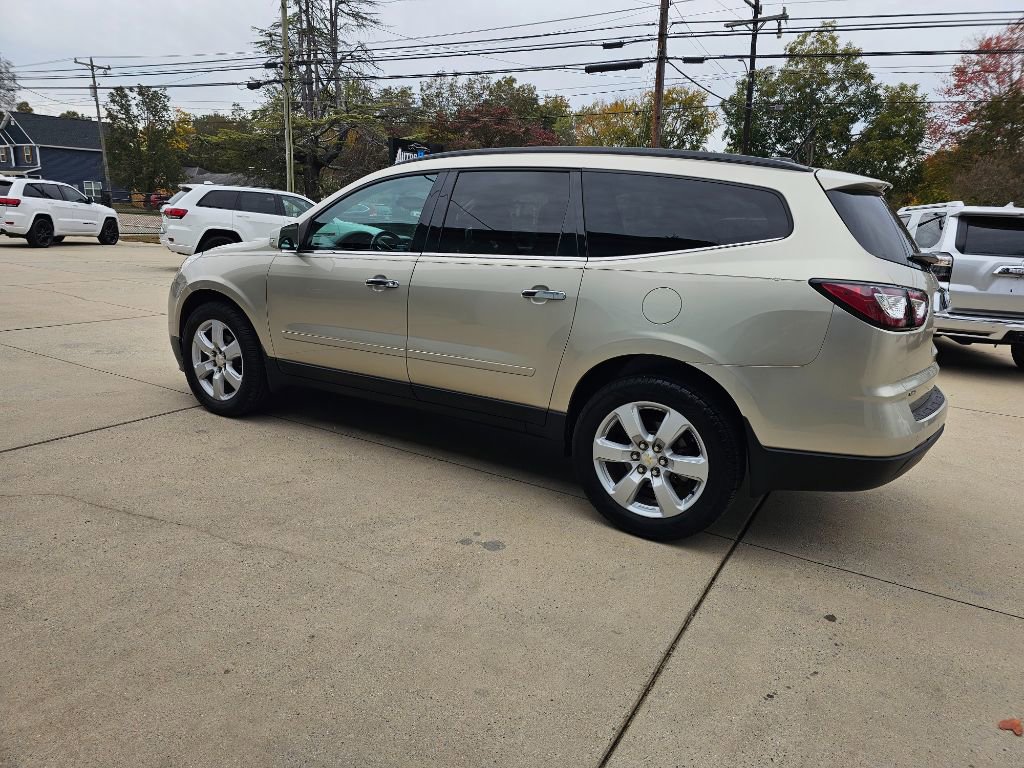 Used 2016 Chevrolet Traverse LT w/ Style and Technology Package image 10