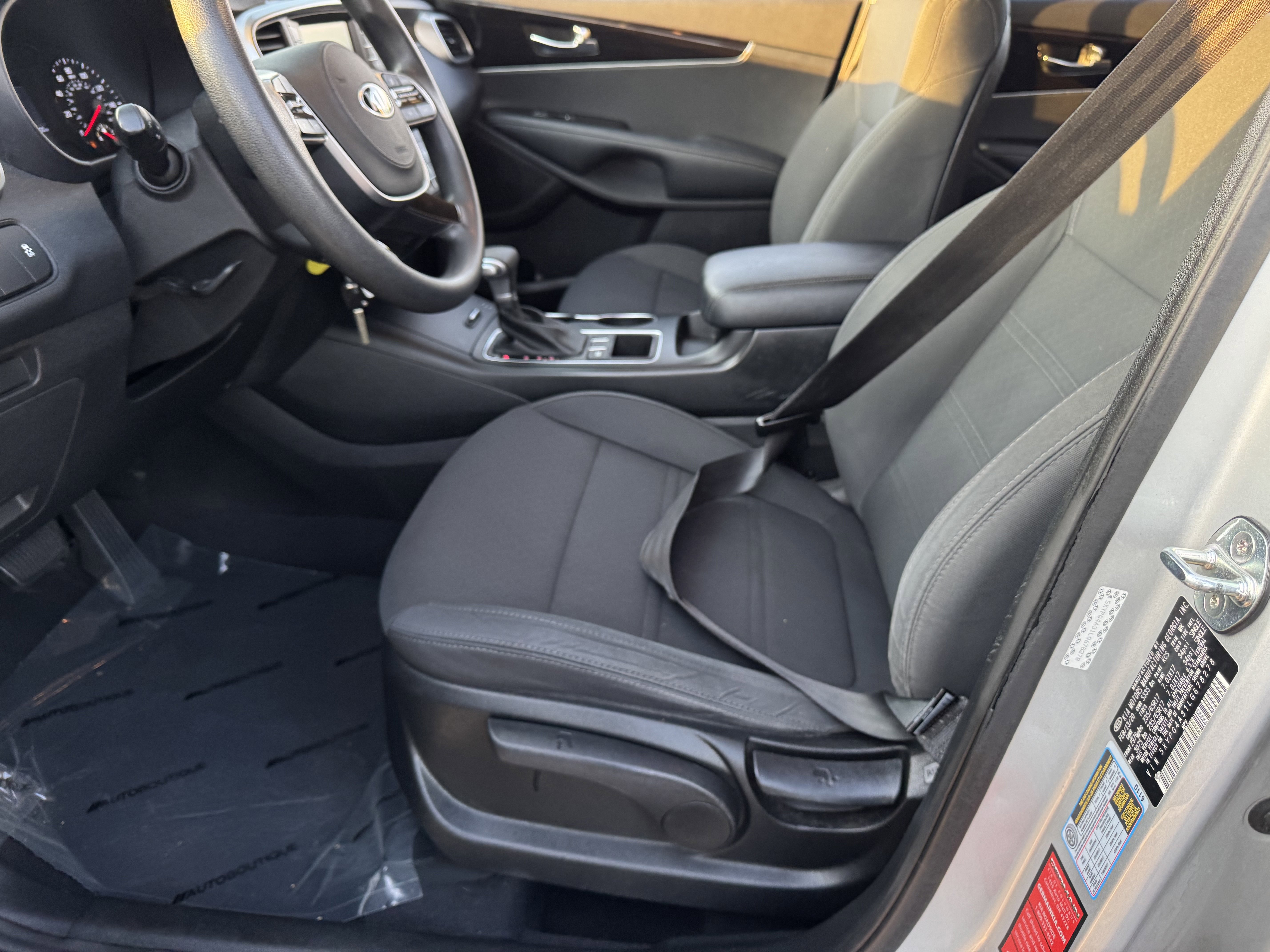 Used 2020 Kia Sorento L image 26