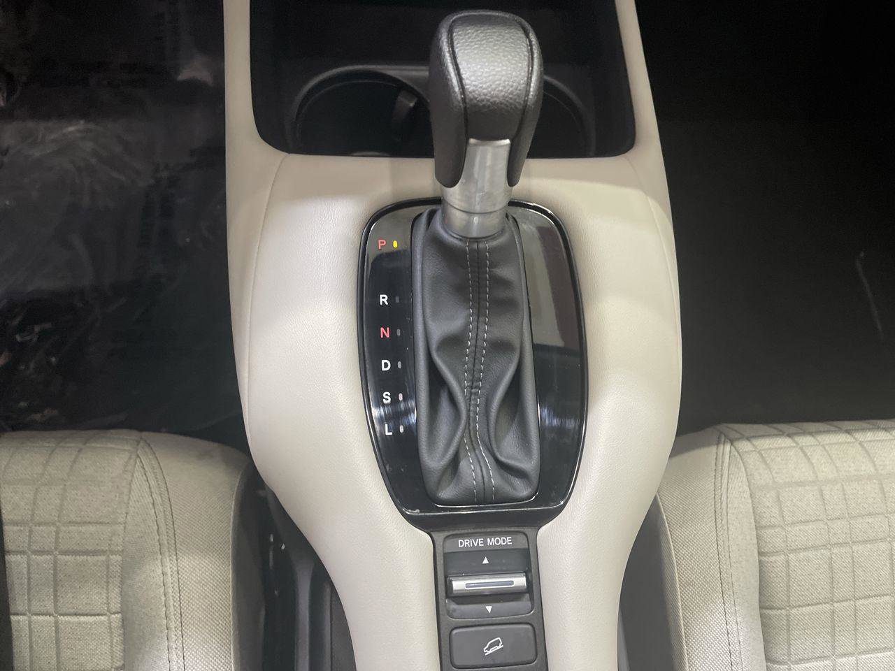 Certified 2025 Honda HR-V LX image 19