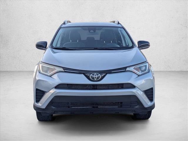 Used 2018 Toyota RAV4 LE video 2