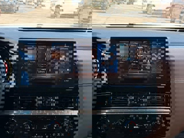 New 2026 Nissan Pathfinder Platinum image 27