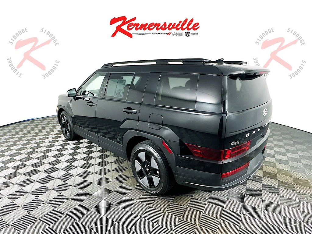 Used 2025 Hyundai Santa Fe SEL image 5