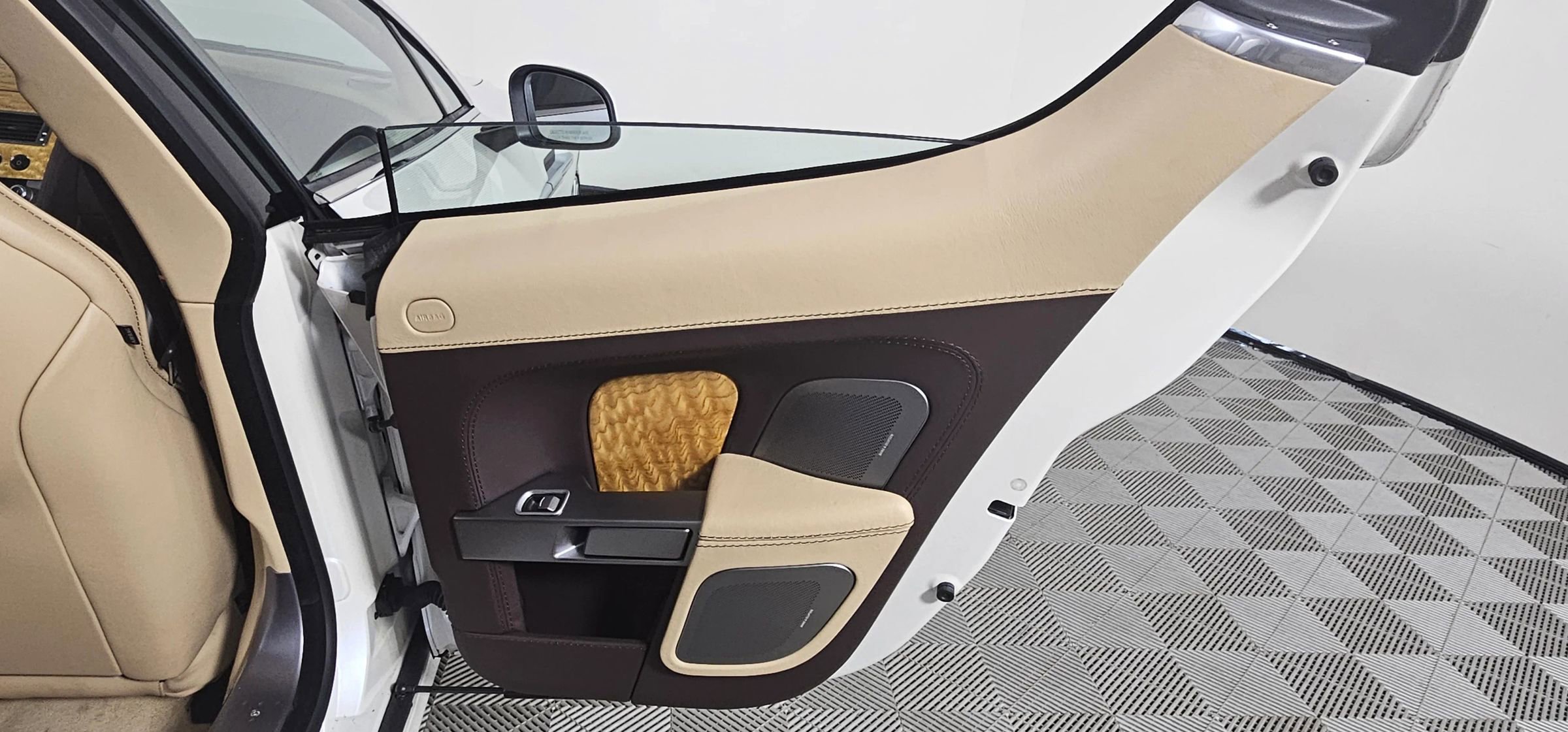 Used 2012 Aston Martin Rapide Sedan 4D image 21