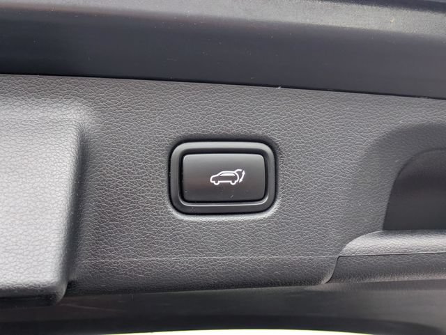 Used 2022 Hyundai Palisade SEL w/ Premium Package FWD image 34