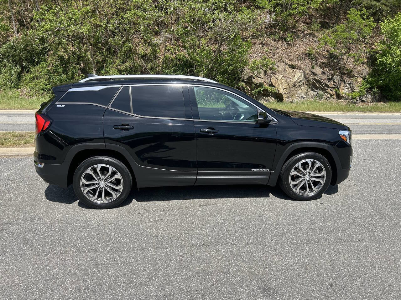 Used 2019 GMC Terrain SLT w/ Preferred Package AWD/4WD image 8