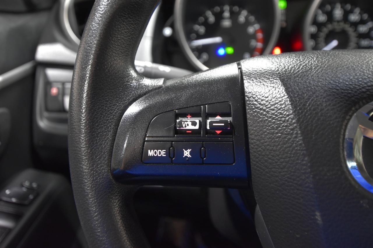 Used 2014 MAZDA MAZDA5 Sport FWD image 12