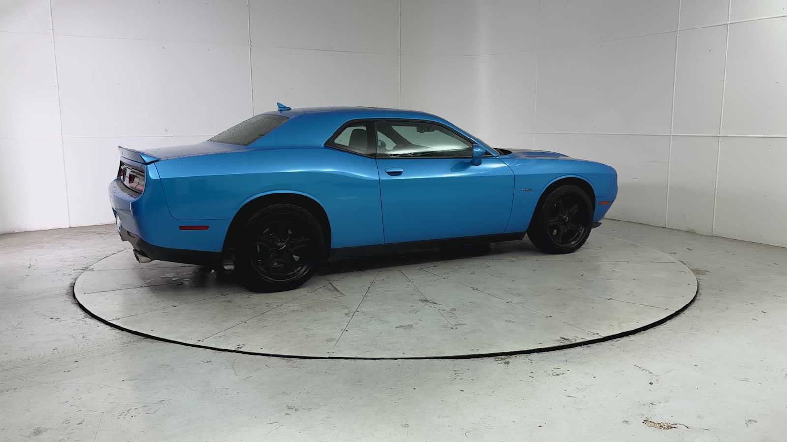 Used 2015 Dodge Challenger R/T Plus RWD image 7