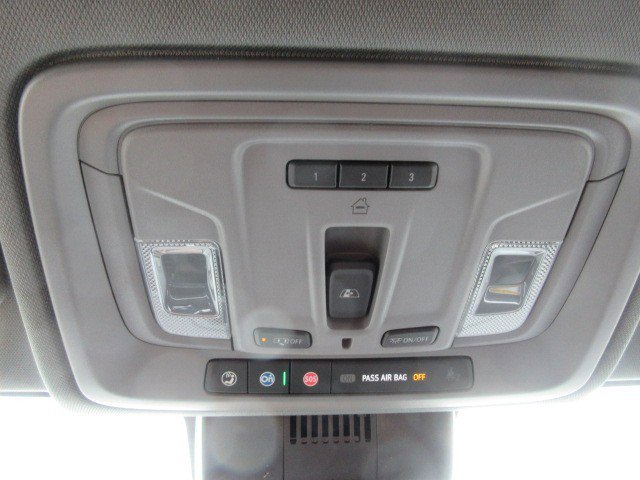 New 2025 GMC Sierra 1500 SLT w/ SLT Premium Plus Package image 17