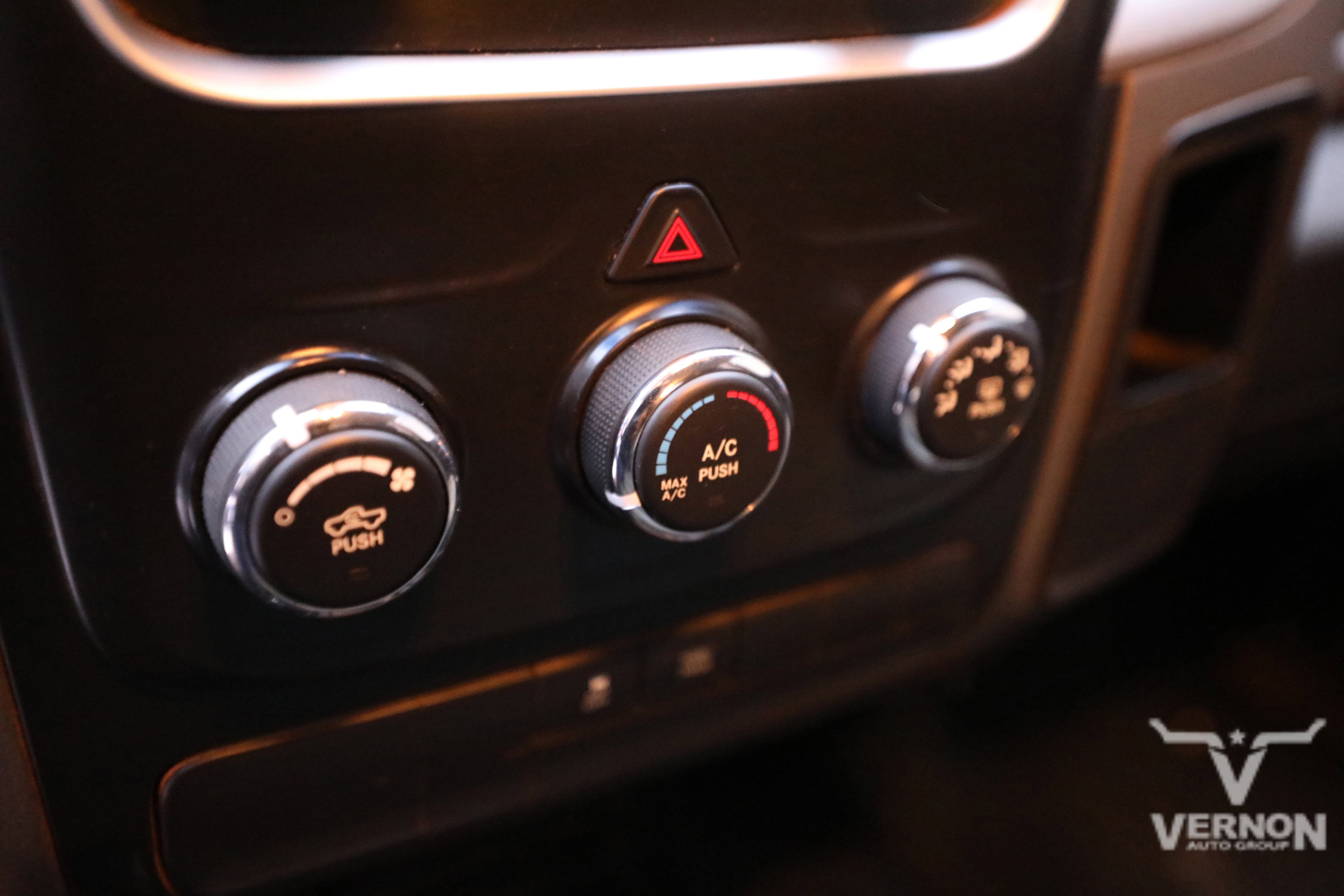 Used 2015 RAM 2500 Tradesman w/ Chrome Appearance Group image 22