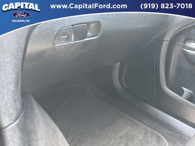 Used 2018 Chrysler 300 Limited w/ Safetytec Plus Group AWD/4WD image 28
