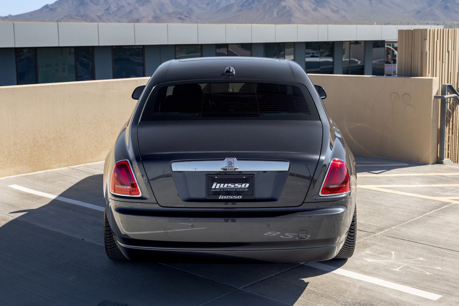 Used 2017 Rolls-Royce Ghost image 26