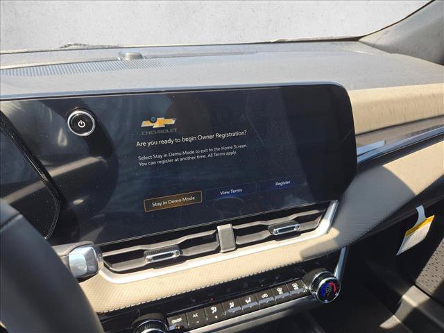New 2027 Chevrolet Equinox LT w/ Convenience Package II FWD image 13