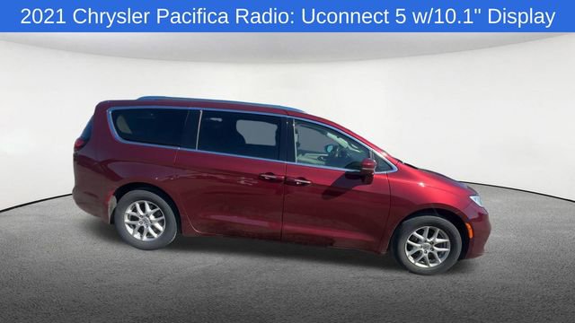 Used 2021 Chrysler Pacifica Touring-L FWD image 10