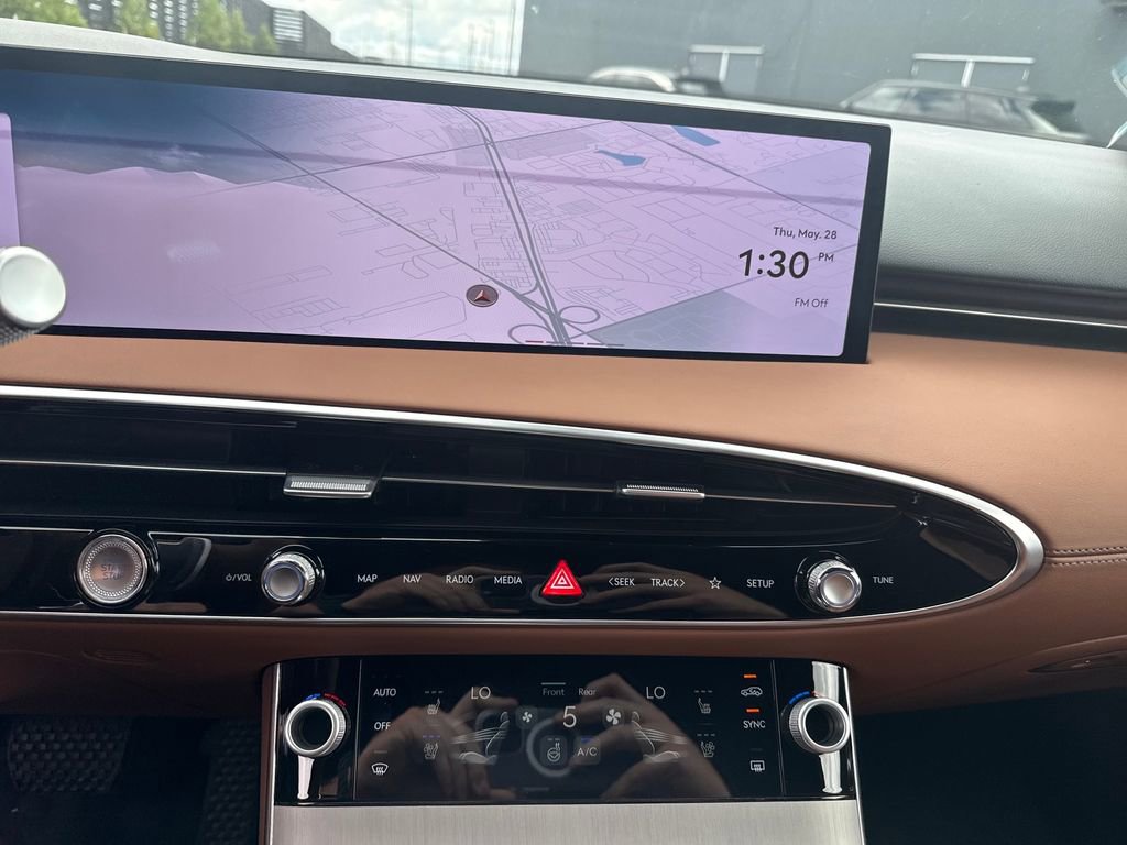 New 2026 Genesis GV70 2.5T Advanced AWD/4WD image 18