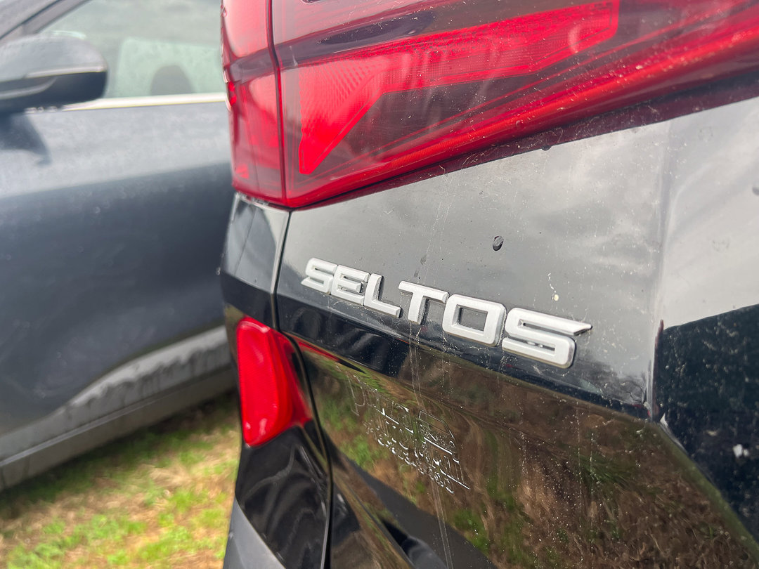 Used 2023 Kia Seltos LX image 4