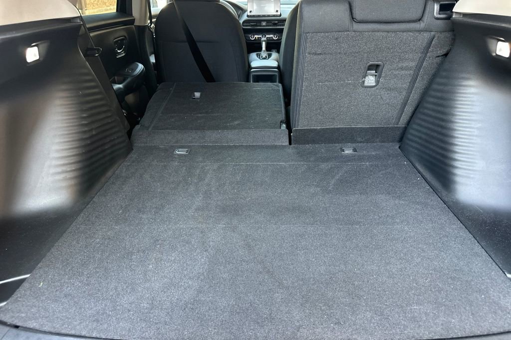 Certified 2025 Honda HR-V LX image 16