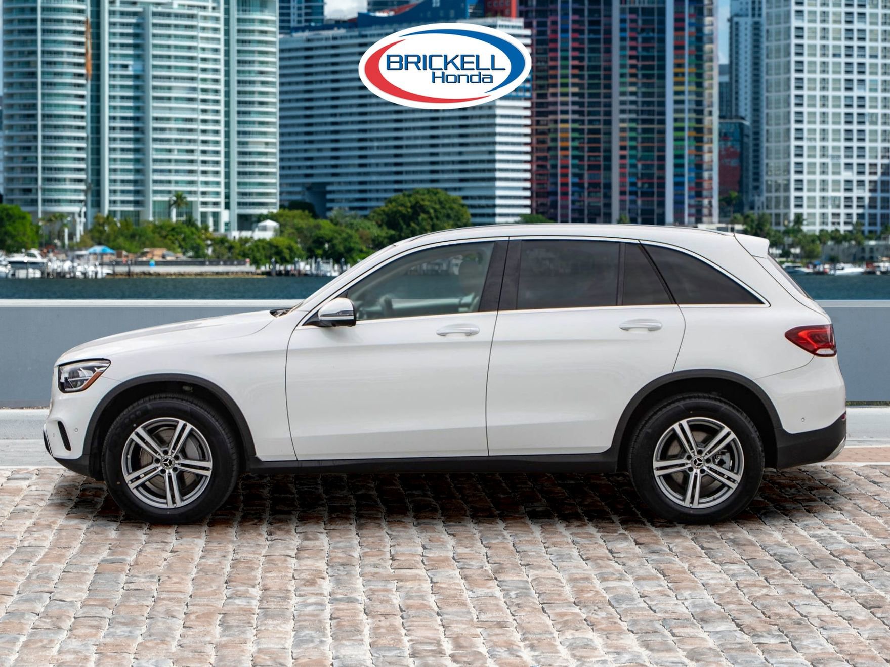 Used 2021 Mercedes-Benz GLC 300 w/ Premium Package image 8