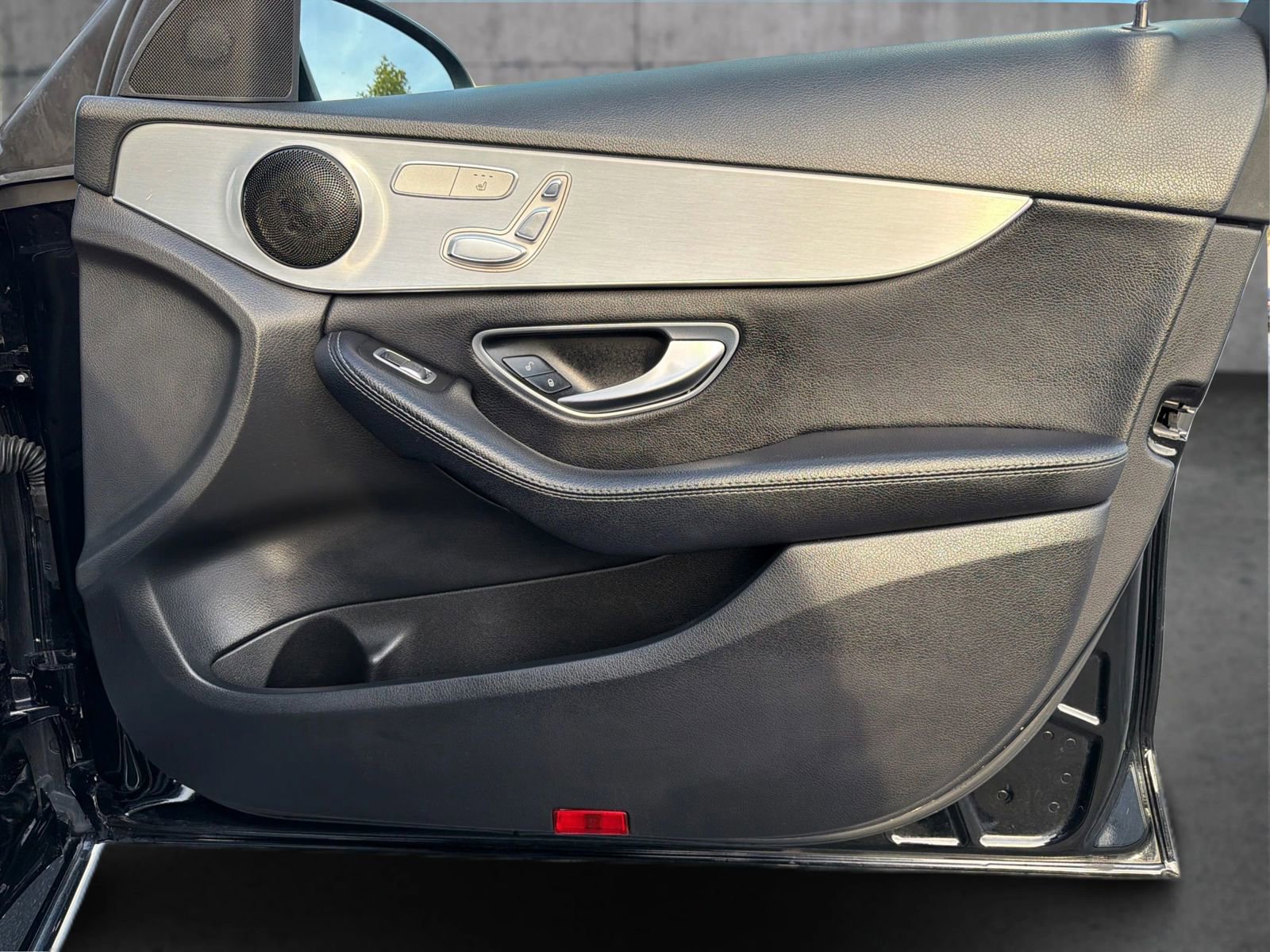 Used 2018 Mercedes-Benz C 300 Sedan image 21