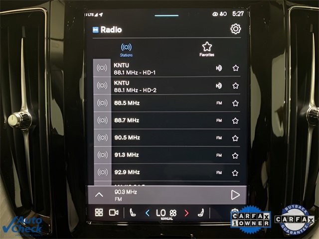 Used 2025 Volvo XC60 B5 Plus image 39