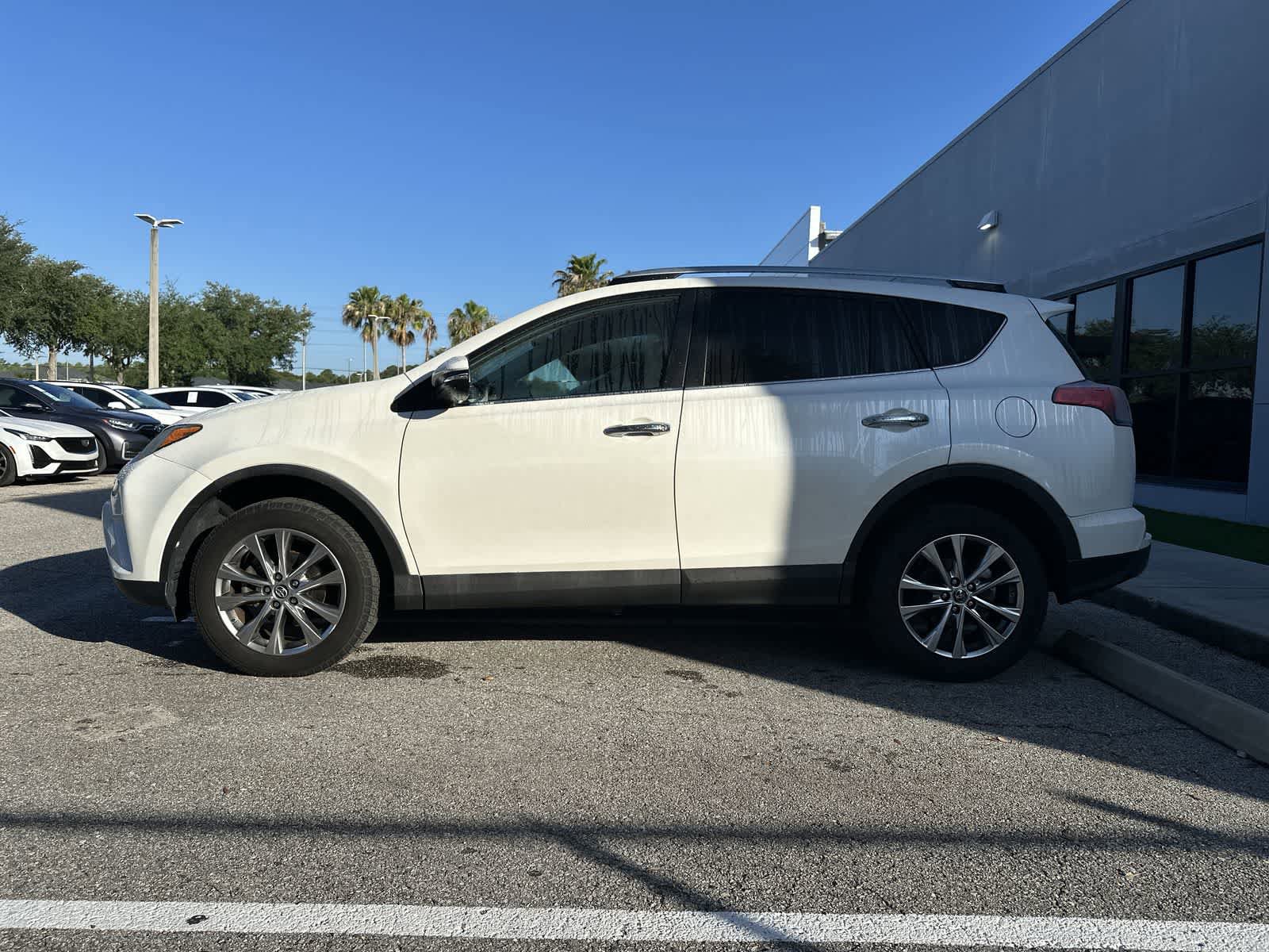 Used 2016 Toyota RAV4 Limited FWD image 5