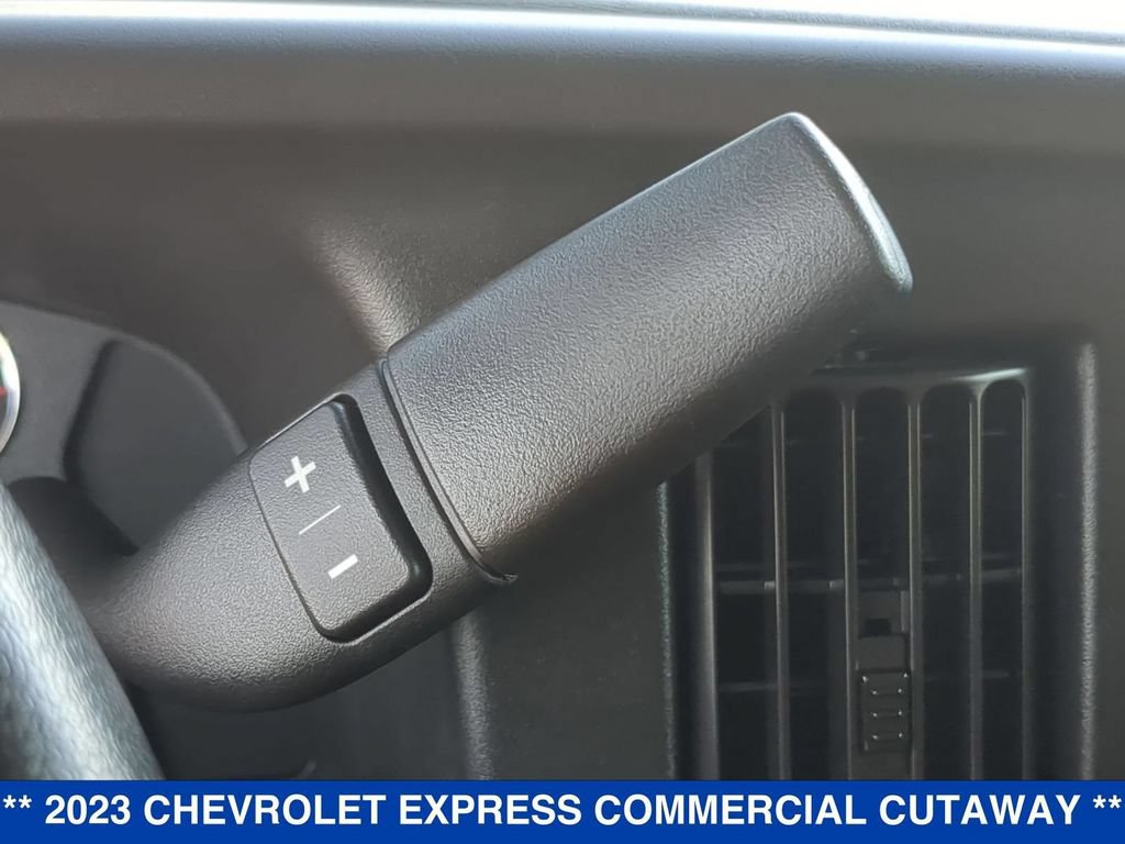 Used 2023 Chevrolet Express 3500 w/ Power Convenience Package RWD image 13