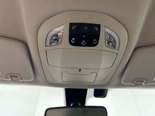 Used 2020 Chrysler Pacifica Touring-L FWD image 23