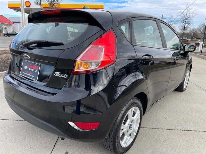 Used 2016 Ford Fiesta SE image 41