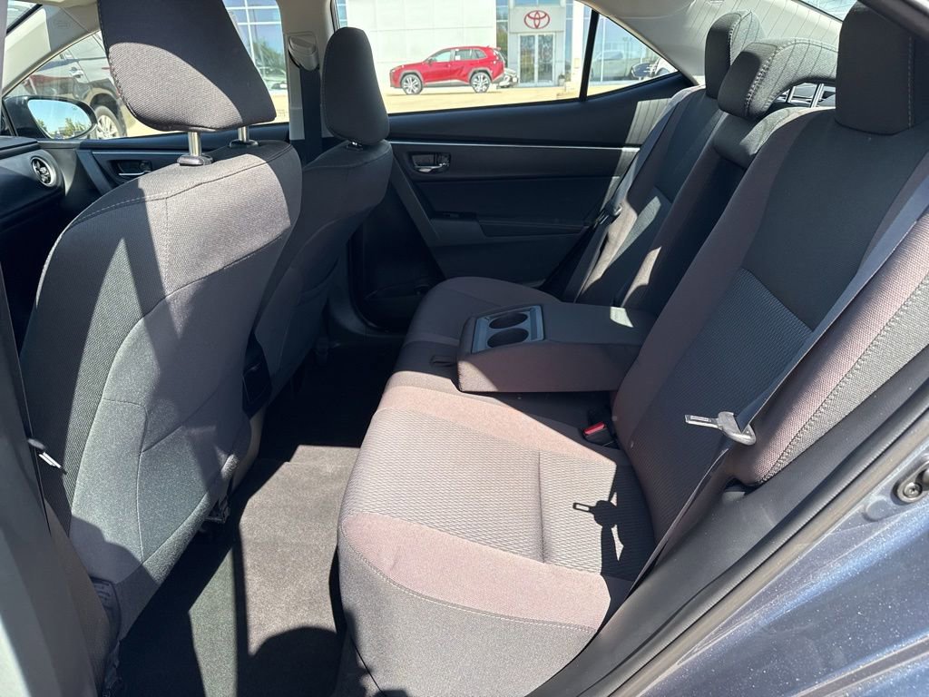 Used 2017 Toyota Corolla LE w/ Carpet Mat Package (TMS) FWD image 8