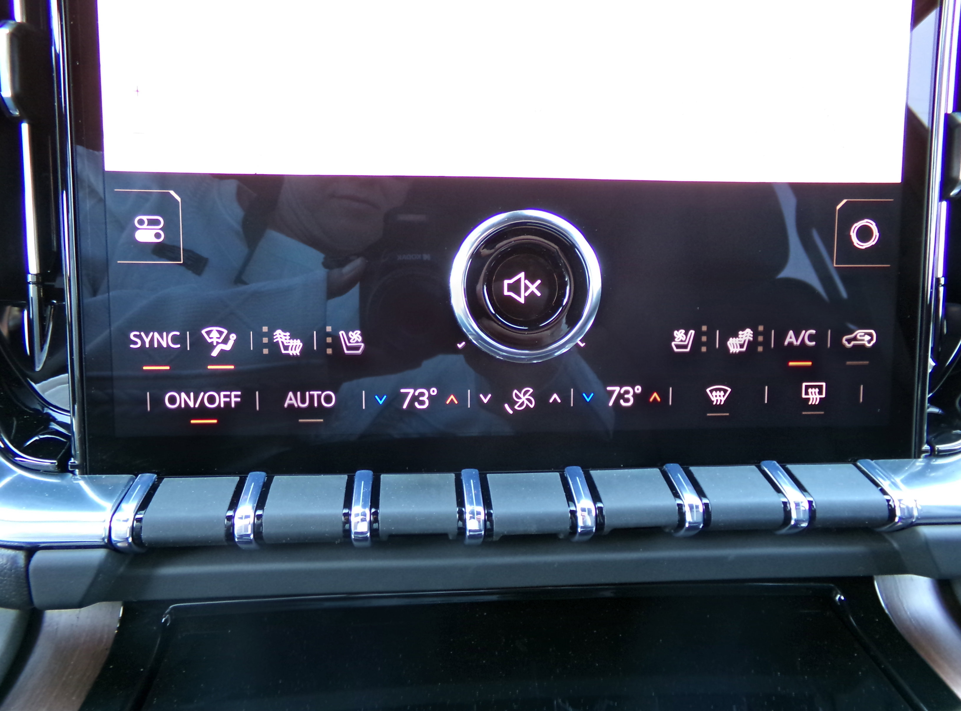 New 2026 GMC Yukon Denali image 13