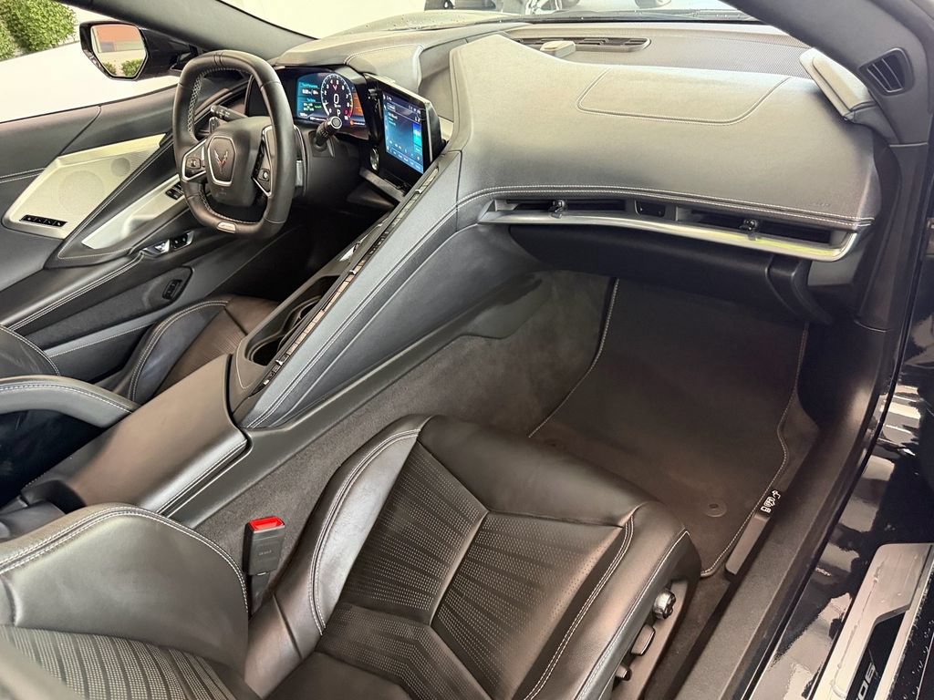 Used 2024 Chevrolet Corvette Z06 RWD image 14