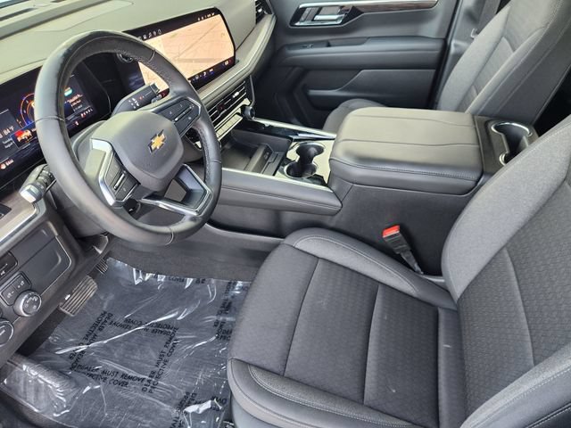 Used 2025 Chevrolet Tahoe LS RWD image 4