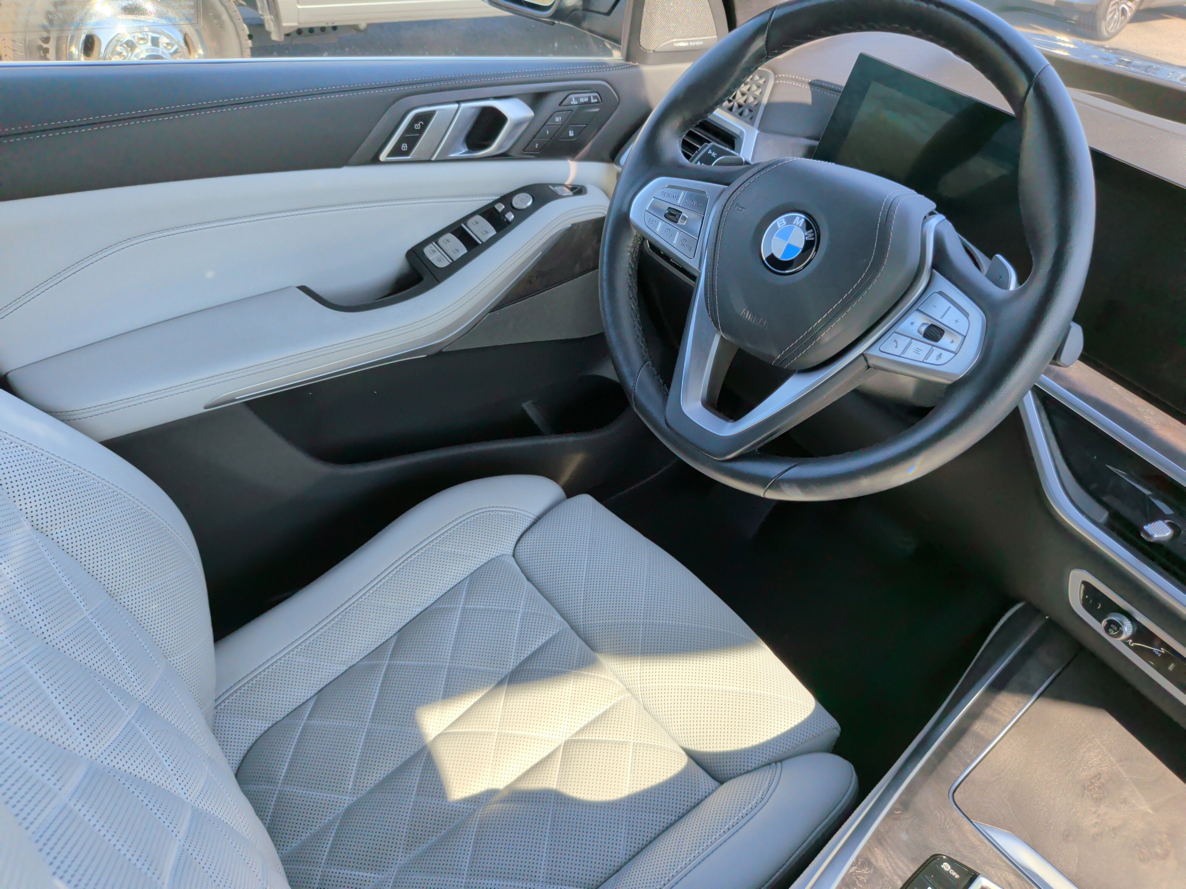 Certified 2024 BMW X7 xDrive40i image 35