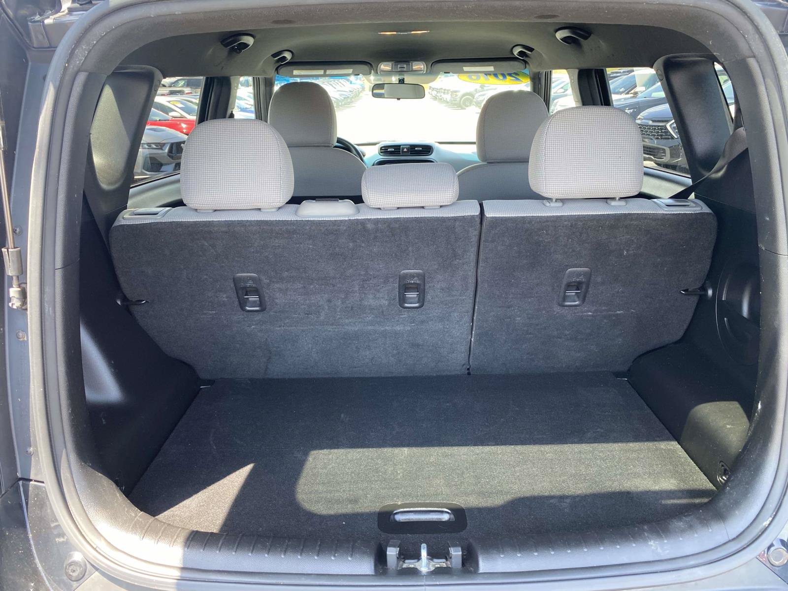 Used 2016 Kia Soul FWD image 10