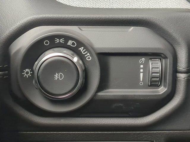 Certified 2025 Jeep Wrangler Unlimited Sahara w/ Safety Group image 22