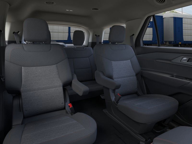 New 2025 Ford Explorer Active image 11