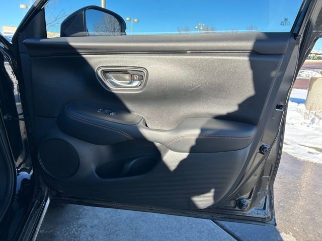 Used 2023 Honda HR-V Sport image 30