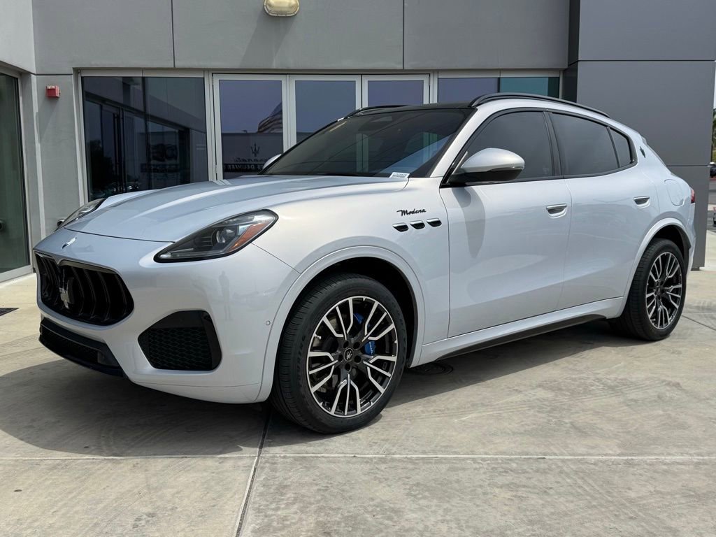Certified 2023 Maserati Grecale Modena AWD/4WD image 4
