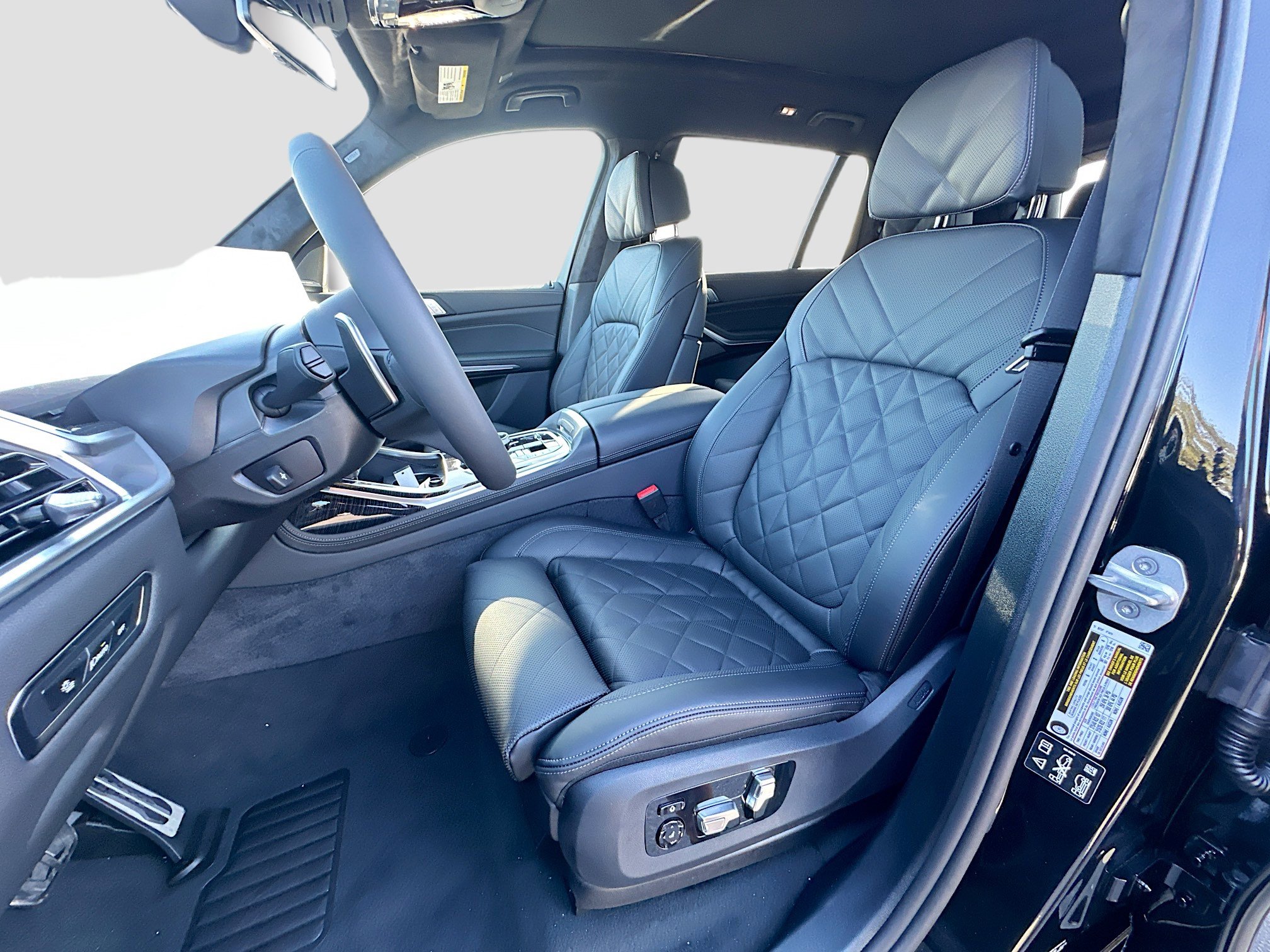 New 2026 BMW X7 xDrive40i w/ M Sport Package image 15