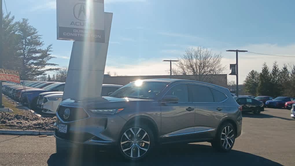 Used 2023 Acura MDX SH-AWD w/ Technology Package image 1