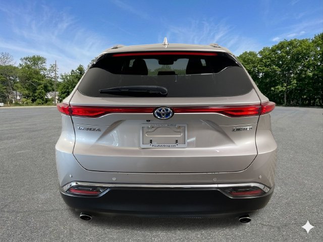 Used 2023 Toyota Venza Limited AWD/4WD image 8