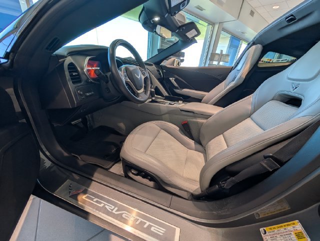 Used 2015 Chevrolet Corvette Stingray Coupe RWD image 11