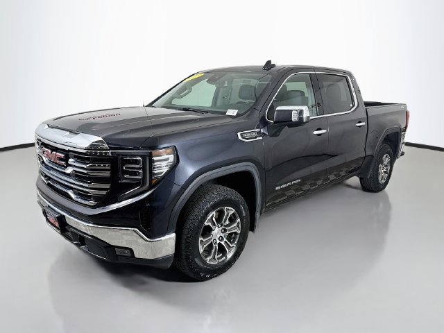 Used 2025 GMC Sierra 1500 SLT AWD/4WD image 3