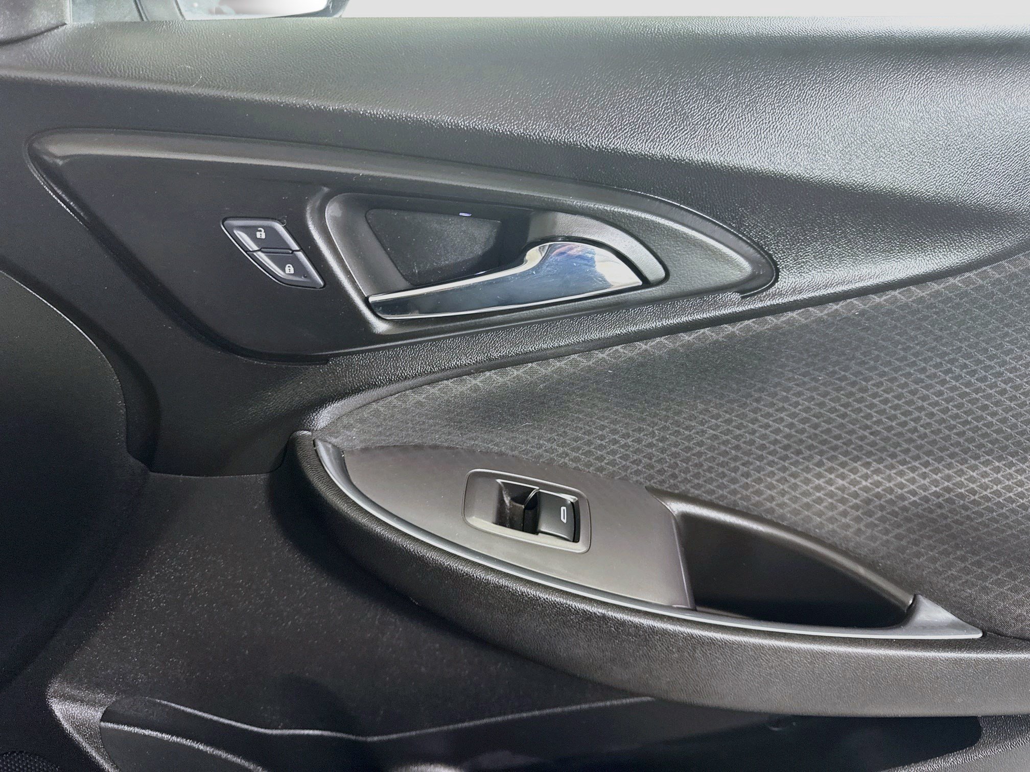 Used 2016 Chevrolet Malibu LT w/ Driver Confidence Package FWD image 31