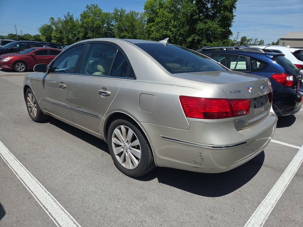 Used 2010 Hyundai Sonata Limited FWD image 6