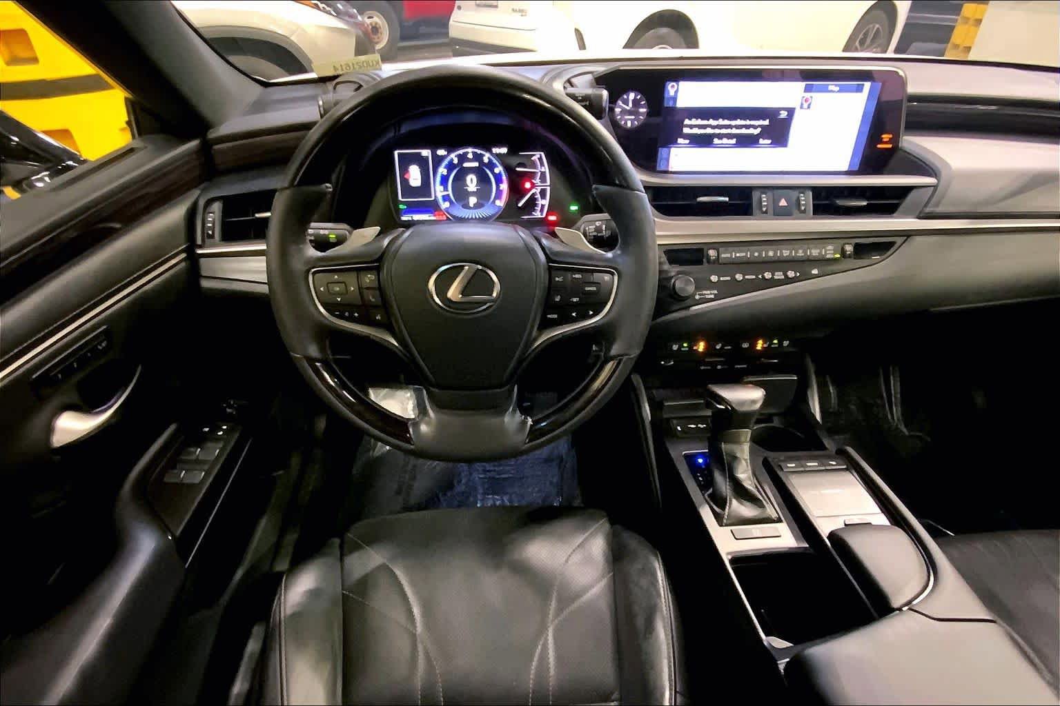 Used 2019 Lexus ES 350 w/ Accessory Package 2 image 6