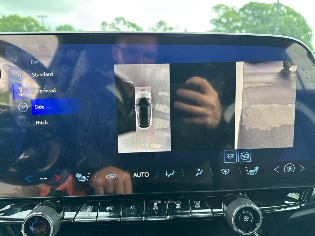 New 2025 Chevrolet Blazer EV LT AWD/4WD image 35