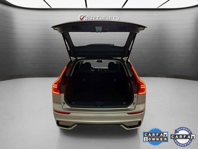 Used 2025 Volvo XC60 B5 Core image 96