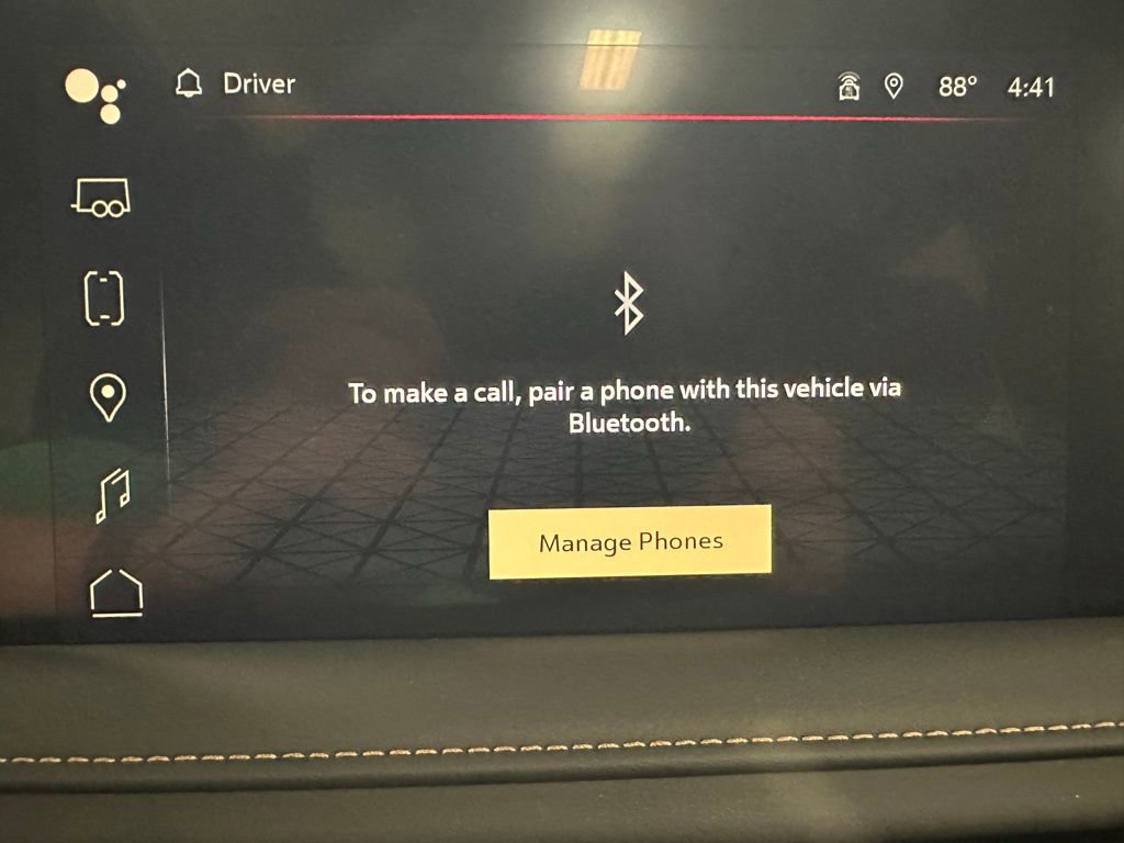 Used 2024 GMC Yukon AT4 w/ AT4 Premium Package image 31